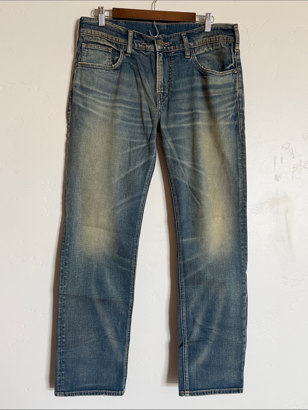 Silver Jeans Men's Faded Blue Straight-Leg Jeans NWOT Sample